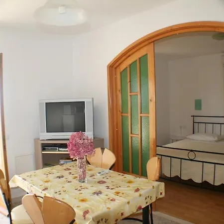 Apartment Bol Апартаменты