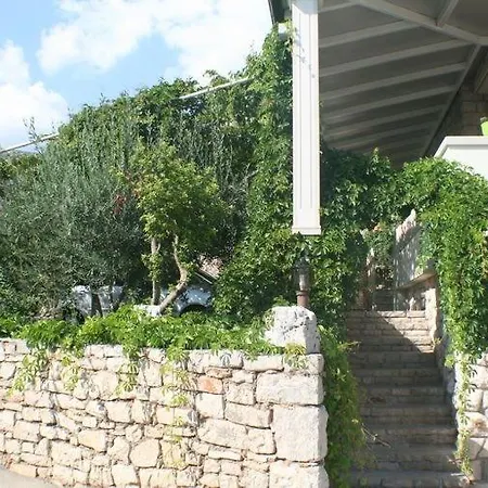 Apartment Bol Apartment *