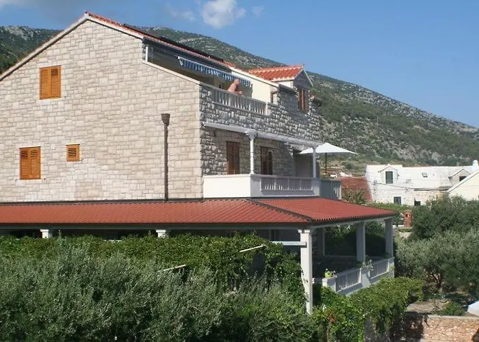Apartment Bol