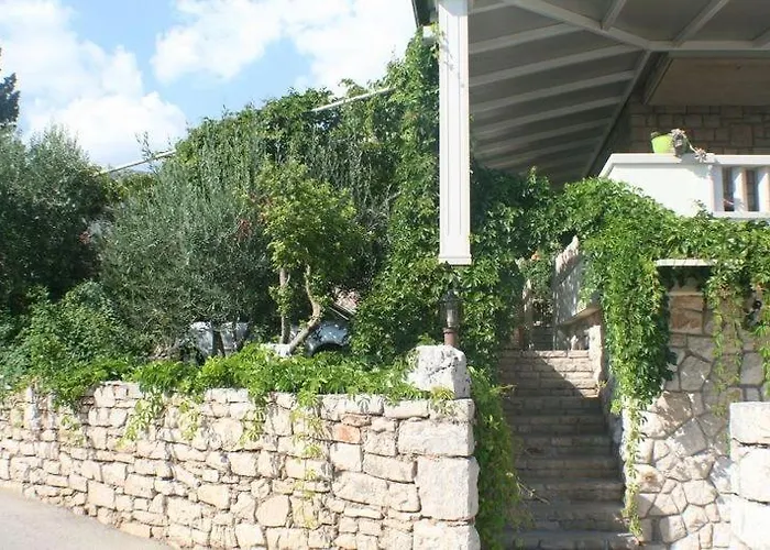 Apartment Bol Apartment *